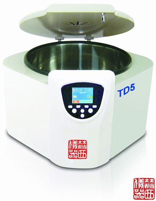 Bench top large capacity centrifuge TD5